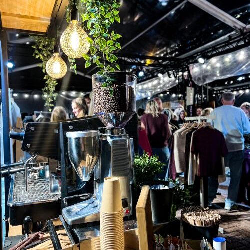 Industriele Koffiebar op locatie - Bars & Cars